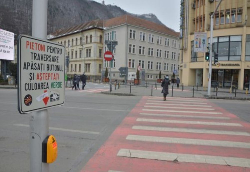VIDEO Modernizări pentru creșterea siguranței la trecerile pentru pietoni din Brașov