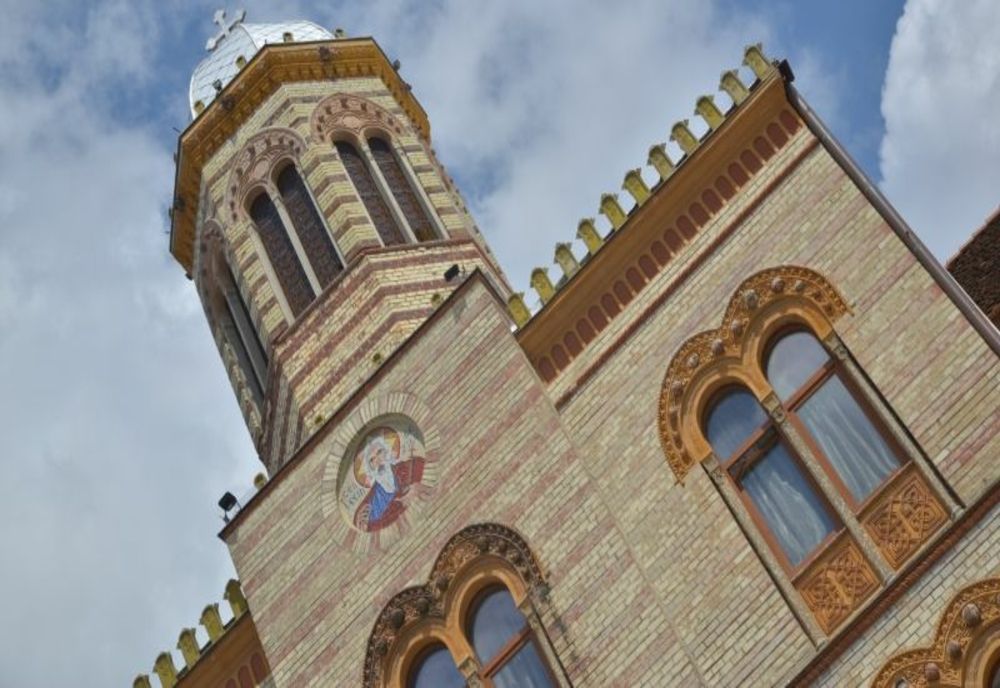 VIDEO Autoritățile ne promit că nu ne vom îmbolnăvi în bisericile din municipiul Brașov, de Paște