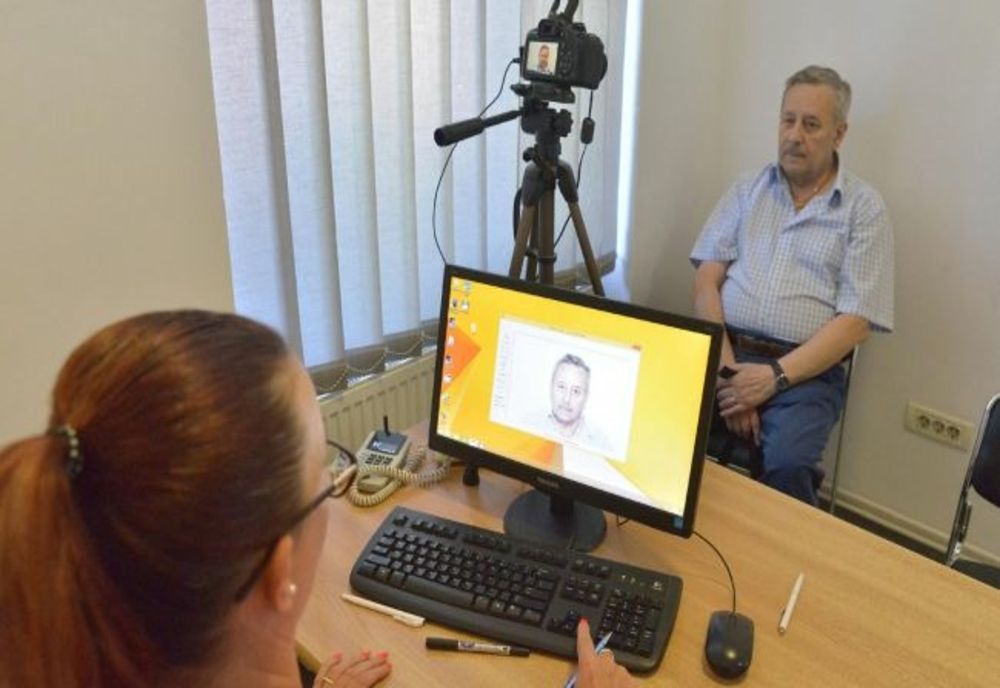 Se prelungește durata de eliberare a cărților de identitate