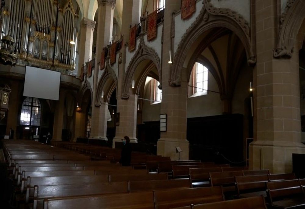 VIDEO Premieră națională, la Brașov! Vaccinare anti-COVID-19, într-o biserică!