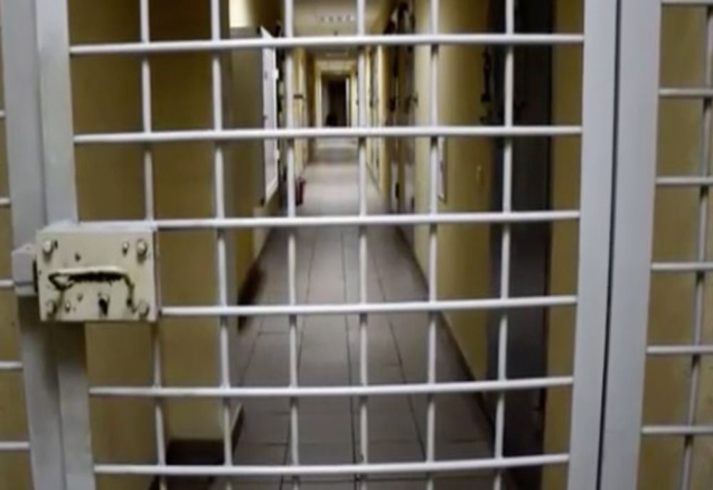 Curtea de Apel Brașov i-a condamnat la doi ani de închisoare cu executare pe foștii deputați Ioan Adam și Viorel Hrebenciuc