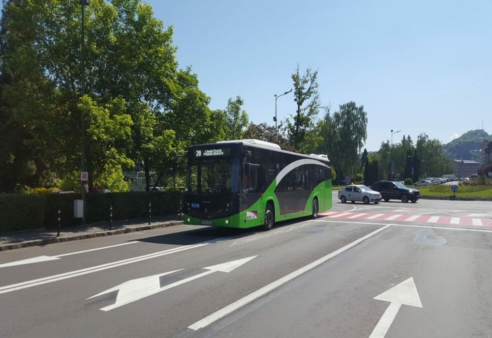 Autobuzele nu vor circula, în weekend, mai multe ore, pe o linie de transport în comun din municipiul Braşov!