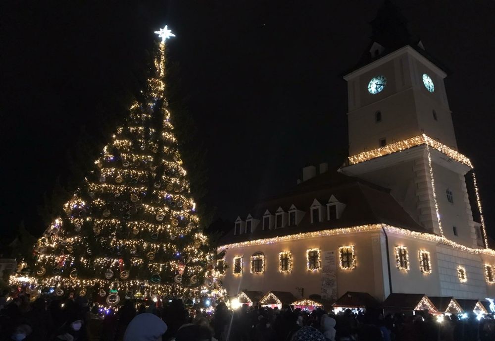 Braşovul a fost inclus în topul oraşelor europene cu cei mai frumoşi brazi de Crăciun