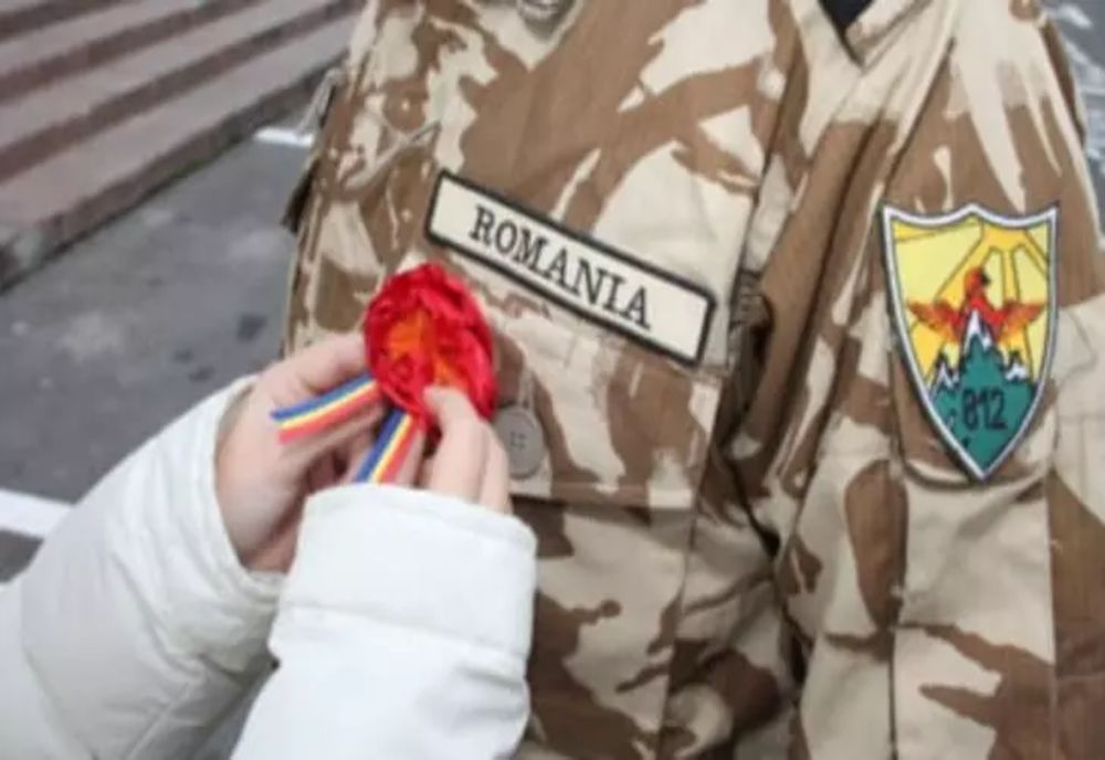 29 Aprilie, Ziua Veteranilor de Război. Bujorul, simbolul eroismului