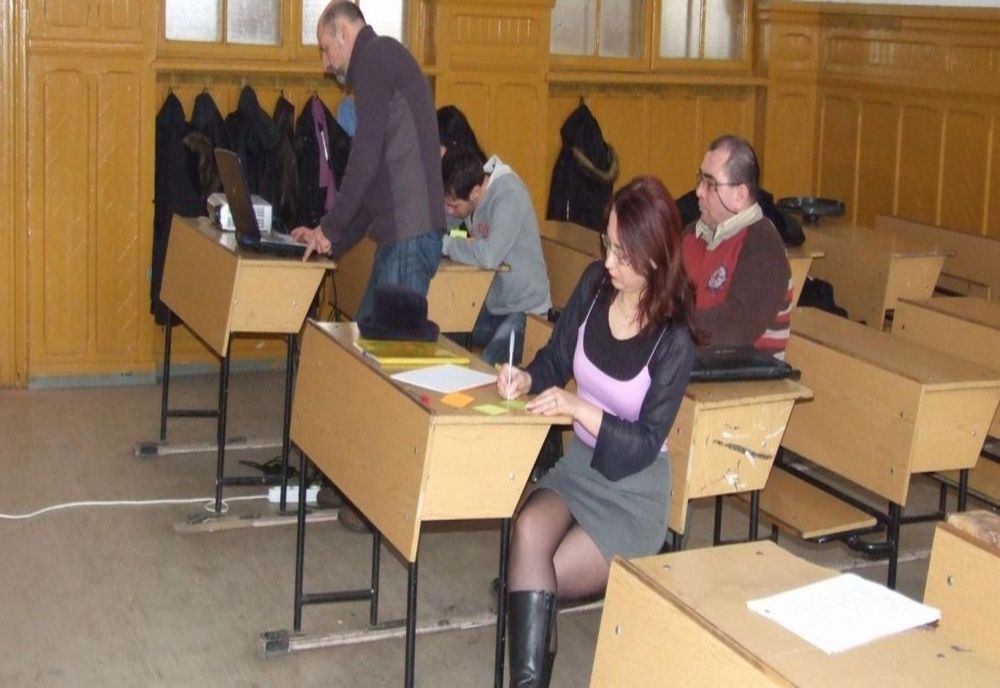 Titularizare 2022. Peste 900 de candidați din Brașov, așteptați la examen