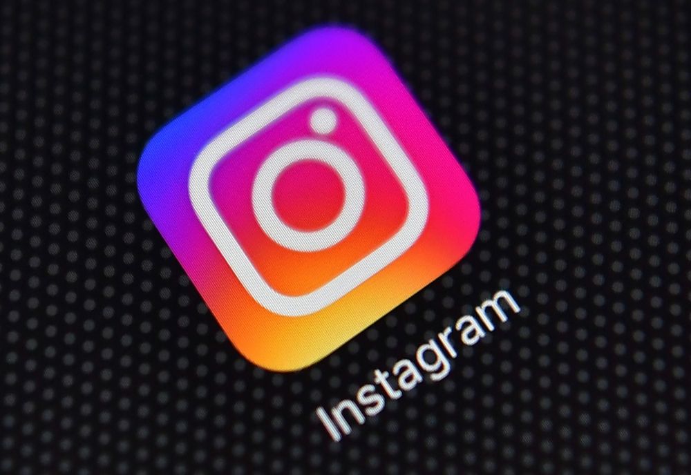 Utilizatorii Instagram din România continuă să fie țintiți cu atacuri de tip phishing prin SMS sau mesaje private în aplicație