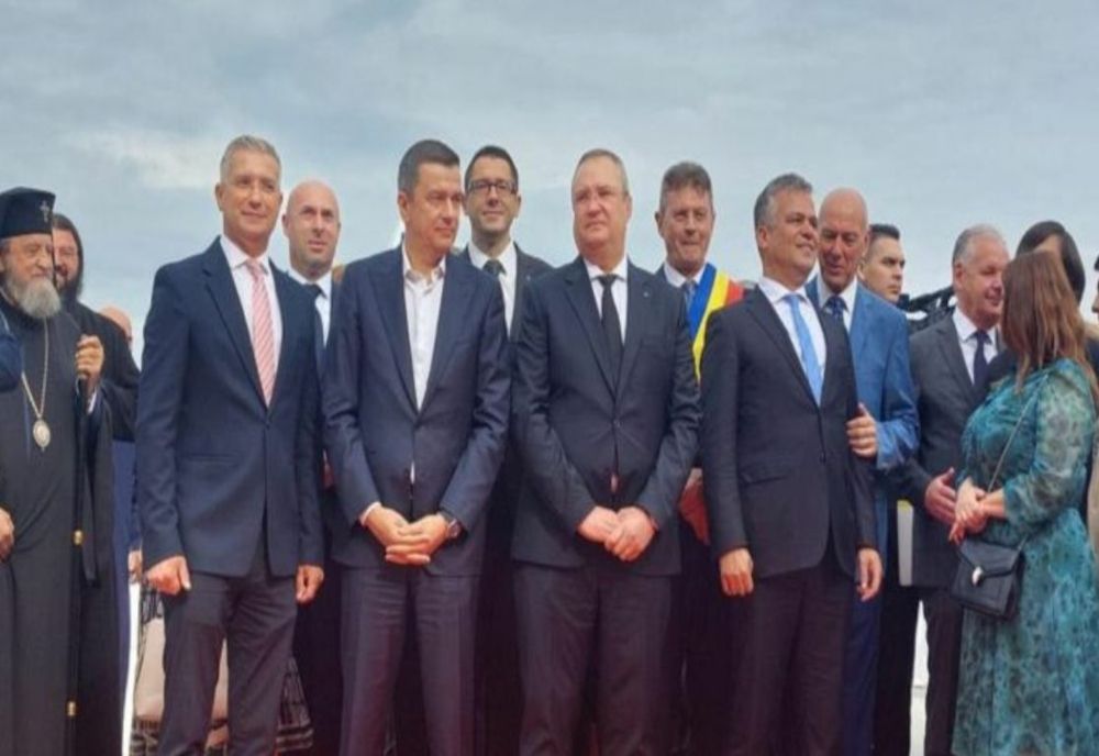 Bătaie de joc după inaugurarea noului aeroport din Brașov. Curse decalate, pasageri rămași la sol, personal insuficient
