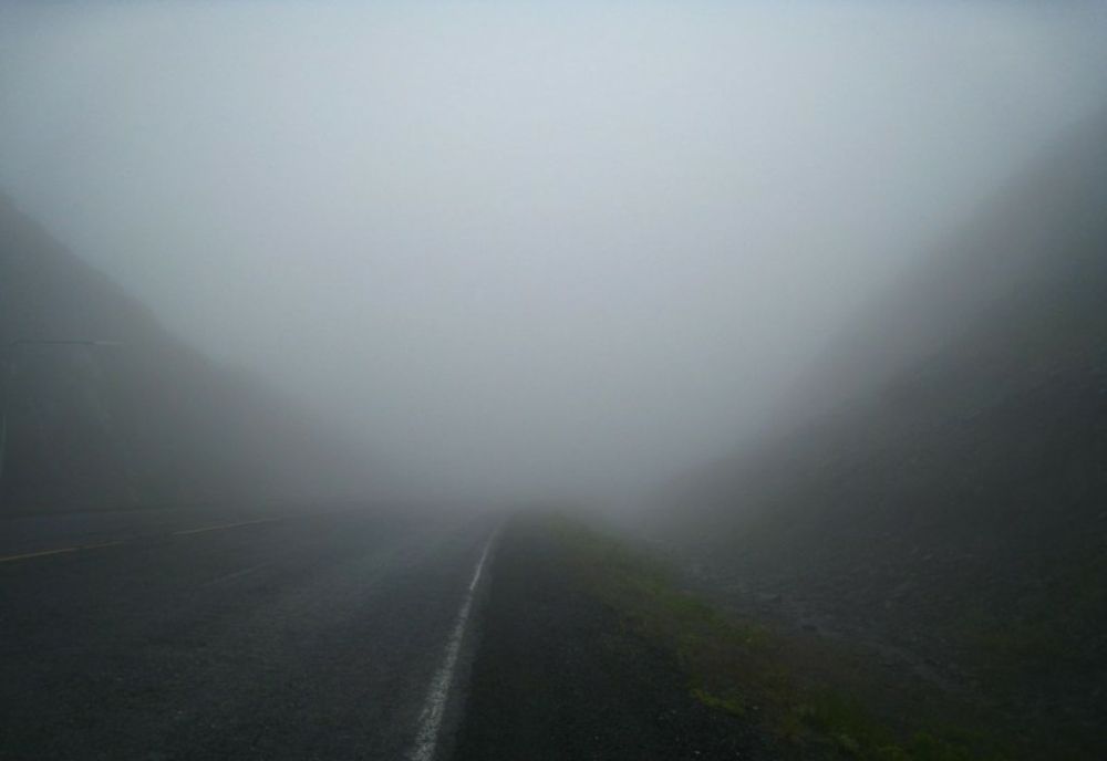 Cod galben de ceaţă pentru două judeţe, în următoarele ore