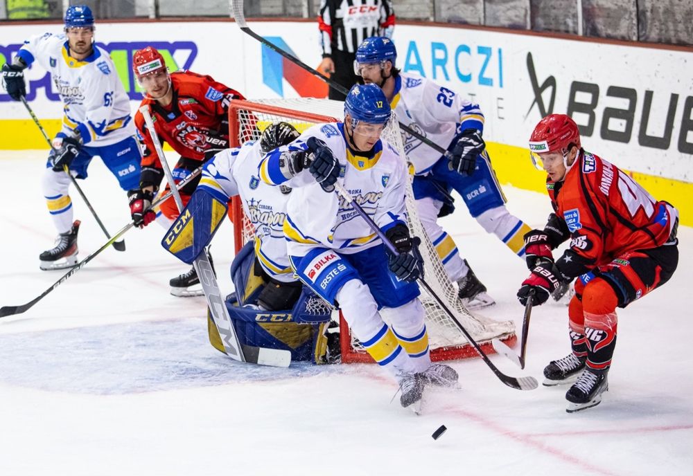 Hochei: Corona Brașov, noul lider, după victoria cu ACSH Gheorgheni