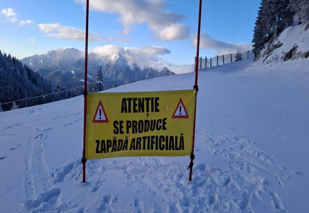 SE PRODUCE ZĂPADĂ ARTIFICIALĂ ÎN POIANĂ DATORITĂ TEMPERATURILOR NEGATIVE