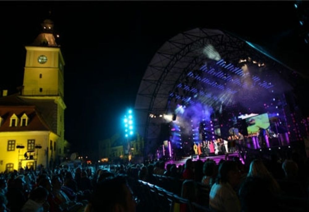 VIDEO 57 DE ANI DE LA PRIMA EDIȚIE A FESTIVALULUI „CERBUL DE AUR”