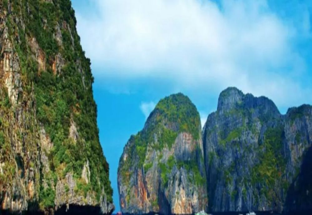 DESTINAȚIILE RĂCOROASE DE VACANȚĂ CARE CÂȘTIGĂ POPULARITATE ÎN DETRIMENTUL GRECIEI SAU SPANIEI