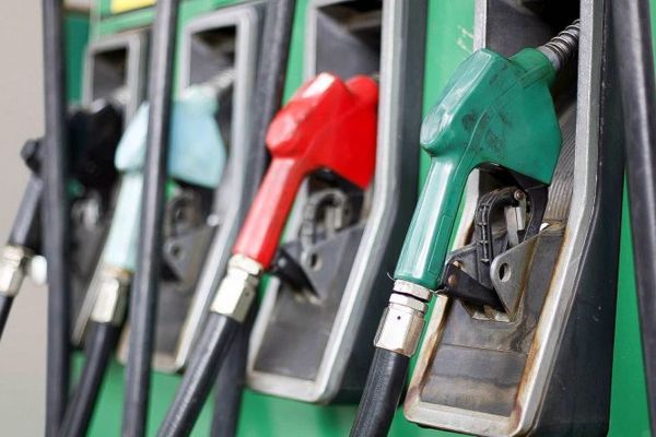 Și-a făcut plinul la mașină și "a uitat" să plătească!