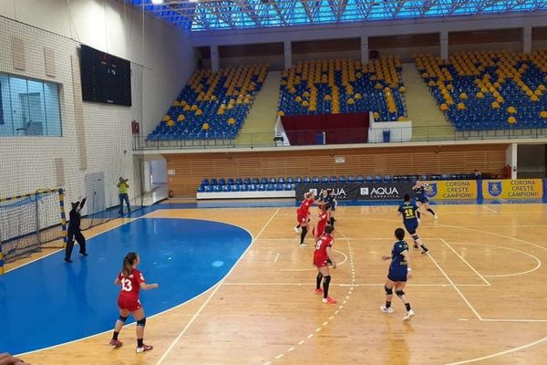 Corona Brașov a administrat prima îngrângere gălățencelor în actuala ediție a Diviziei A la handbal feminin