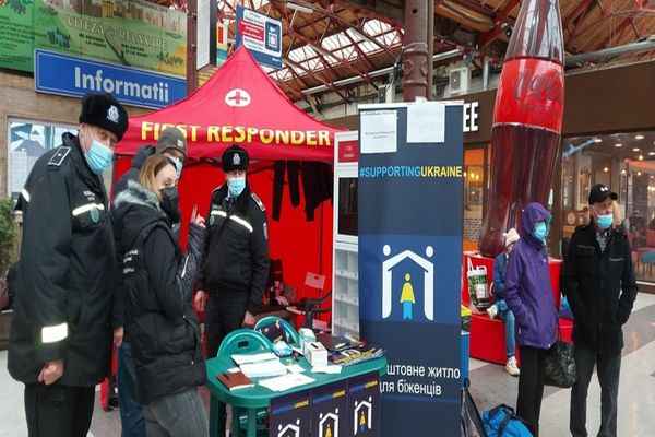 TOȚI cetățenii ucraineni circulă GRATUIT cu trenurile CFR 