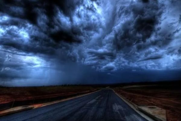 Alertă meteo - Cod galben de fenomene periculoase: furtuni, vijelii și grindină