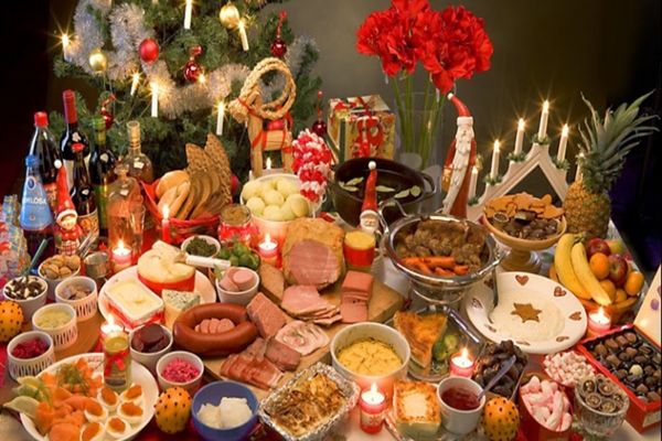 Mesele pline de Sărbători riscă să devină ISTORIE! Valul de SCUMPIRI bate statistica oficială: prețurile au explodat. Previziuni sumbre pentru final de an