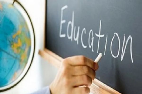 Românii, printre cei mai needucați din Europa. Doi din cinci români au un nivel de educație scăzut