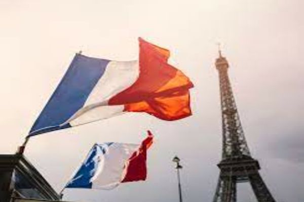 ATENȚIONARE DE CĂLĂTORIE pentru Franța. O grevă generală va afecta circulaţia feroviară, transportul public şi zborurile aeriene