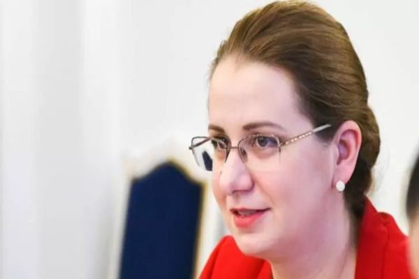 Ministrul Educației și-a uitat funcția! GAFĂ monumentală la un eveniment extrem de important - VIDEO