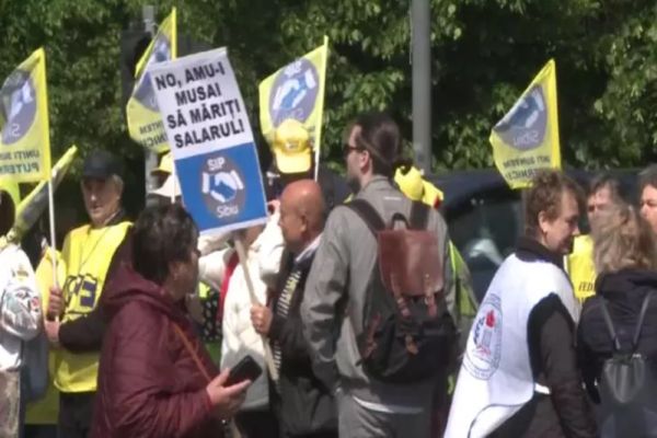 GREVĂ de avertisment în Educație, între orele 11:00-13:00. Finalul de an școlar, în PERICOL: profesorii amenință că îl îngheață