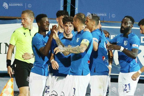 Farul, lovită din plin: două amenzi usturătoare după scandalul creat de suporteri!