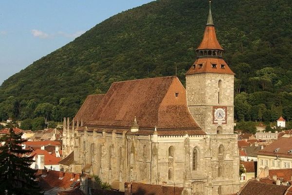  Biserica Neagră a anunțat programul de sărbători