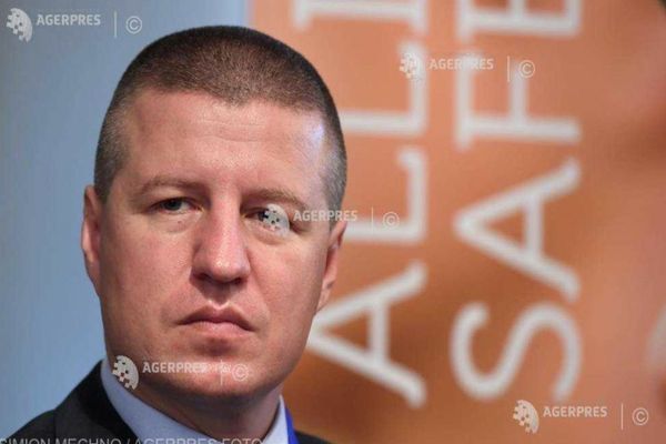 Preşedintele Klaus Iohannis a semnat decretul de trecere în rezervă a adjunctului şefului SRI, Cristian Bizadea