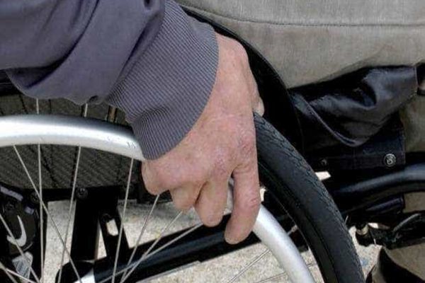 CREȘTEREA INDEMNIZAȚIEI DE ÎNSOȚITOR PENTRU PENSIONARII ÎNCADRAȚI ÎN GRADUL I DE INVALIDITATE