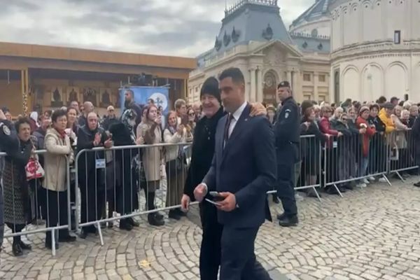 GEORGE SIMION: DRUMURILE POLITICE CU BECALI NU SE VOR MAI INTERSECTA. ACUZAȚII GRAVE LA ADRESA LUI VIROEL HREBENCIUC