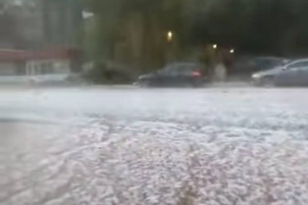 ATENȚIONARE METEOROLOGICĂ. COD GALBEN DE PLOI ABUNDENTE ÎN NORDUL OLTENIEI ȘI MUNTENIEI