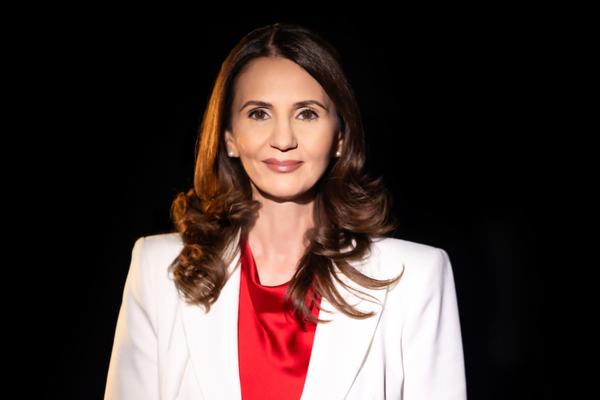 ANCA ALEXANDRESCU: „TRANSPORTUL GRATUIT LA BUCUREȘTI E POSIBIL DACĂ ADUCEM BANI DIN TURISM ȘI ALTE ACTIVITĂȚI”