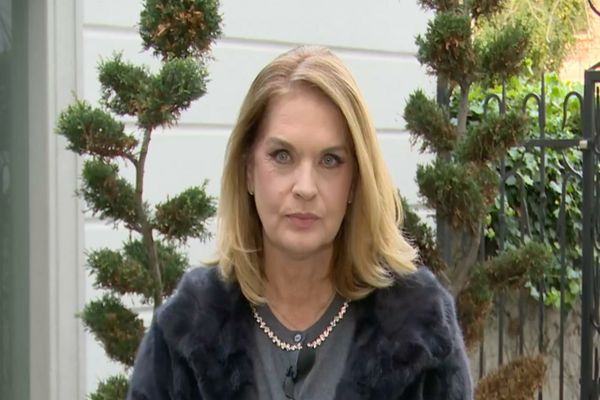 Manuela Hărăbor: „Eu nu găsesc decât un singur nume care poate să ne reprezinte: Anca Alexandrescu”