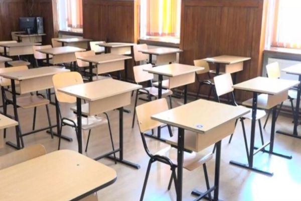 Cursuri suspendate în județul Giurgiu din cauza codului portocaliu de ninsoare