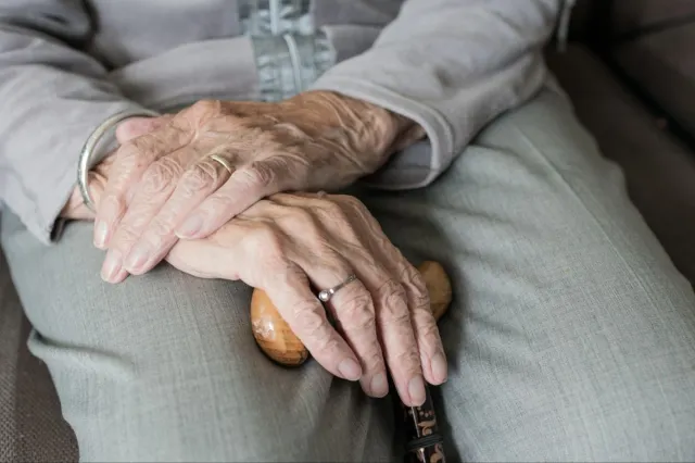 Avertisment pentru pensionari. Viitorul pensiilor din România, pus sub presiune: ce spune economistul Christian Năsulea