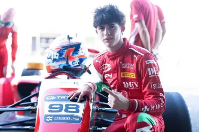 Performanță spectaculoasă pentru un român în Formula 4!