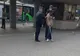 Persoană cu dizabilități bruscată în Gara Brașov (VIDEO)