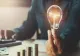 Românii fac economie și sting lumina! Cu cât a scăzut consumul de energie electrică în ultimele 10 luni